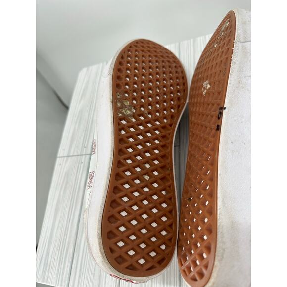 Vans Comfycush Old Skool Coldhearted M 10.5/ W 12 True White Red Skull Sneakers - Picture 8 of 8